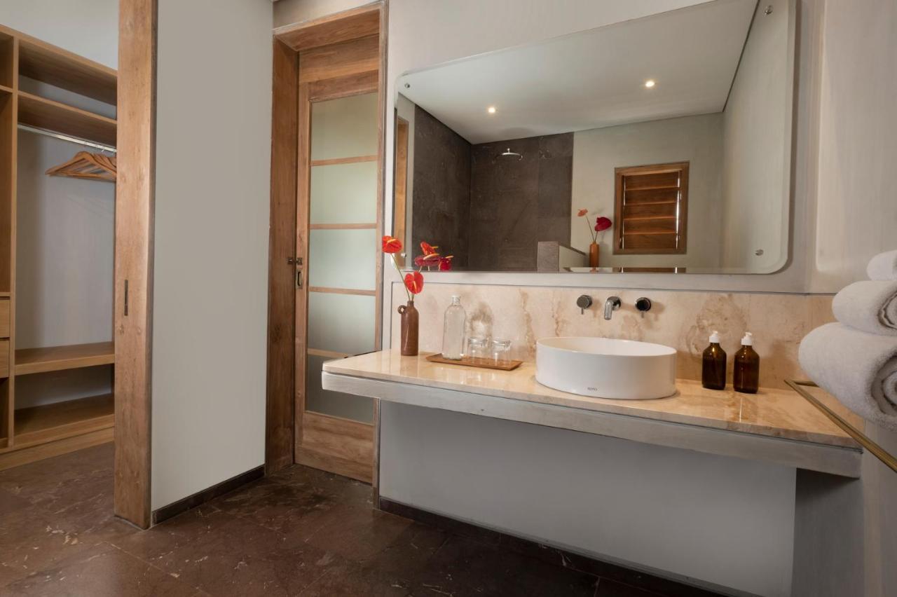 Masmara Resort Canggu エクステリア 写真